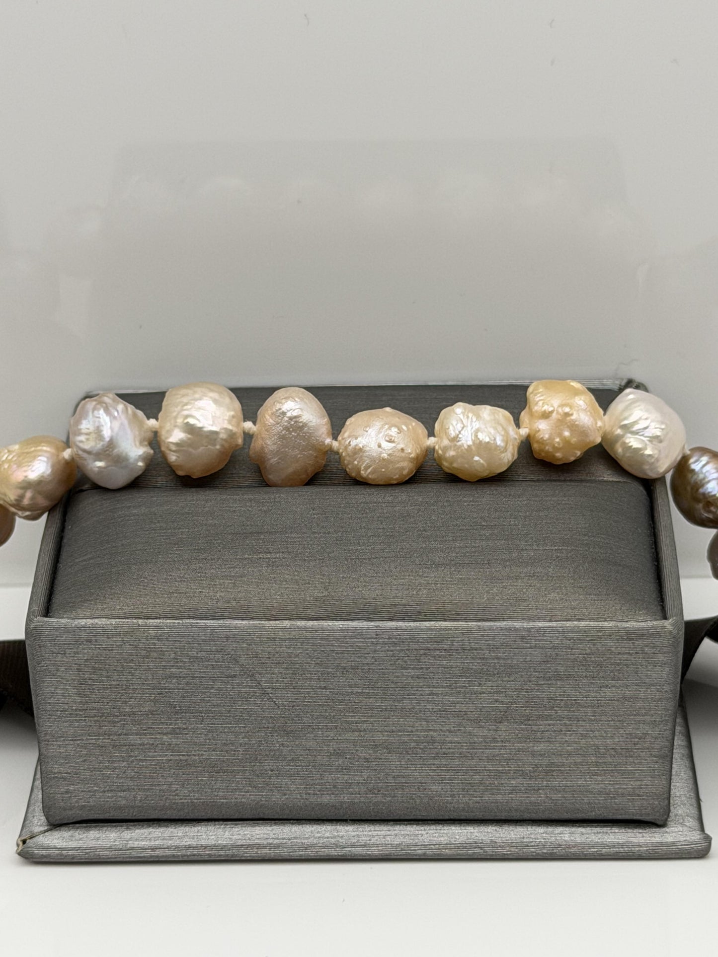 14k Multi-Color Freshwater Pearl Bracelet 6.8–8.8 mm Baroque Pearl Bracelet