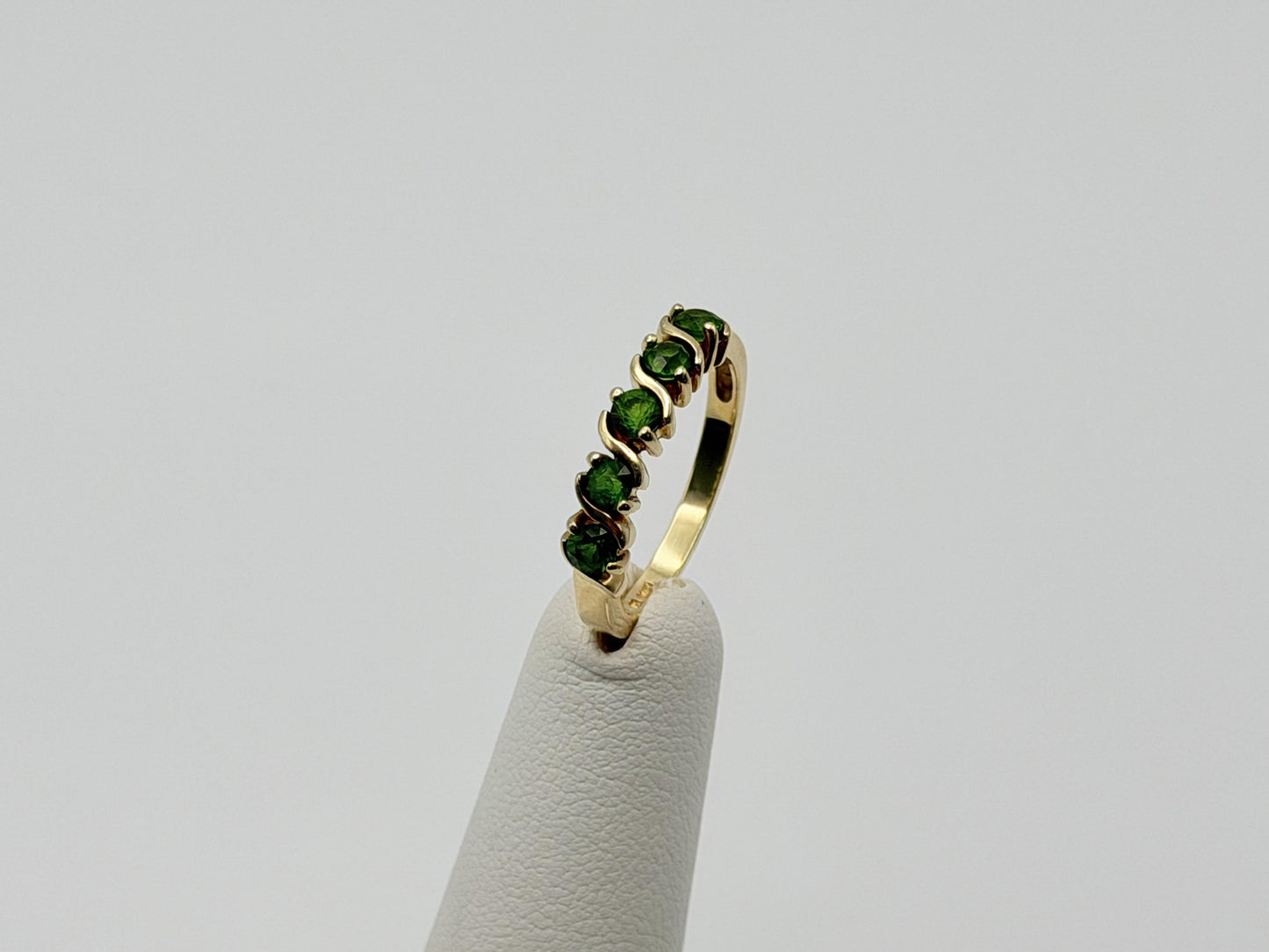 Vintage 14k Yellow Gold Emerald Ring