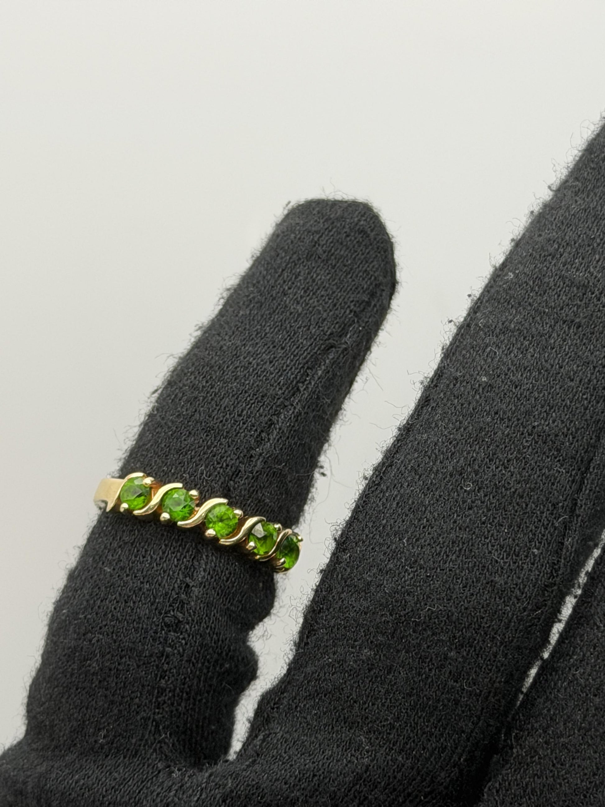 Vintage 14k Yellow Gold Emerald Ring