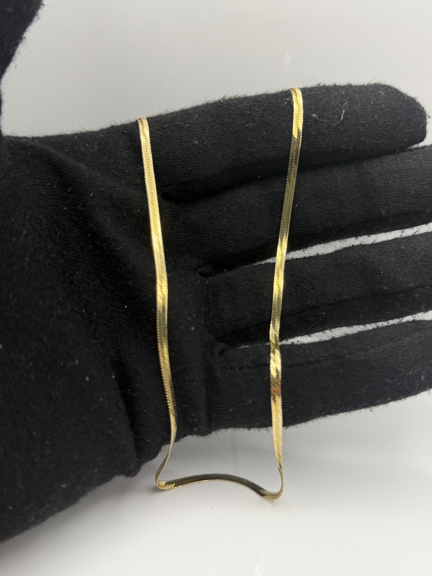 14k Vintage Italian Herringbone Necklace 17" Flat Gold Chain Minimalist