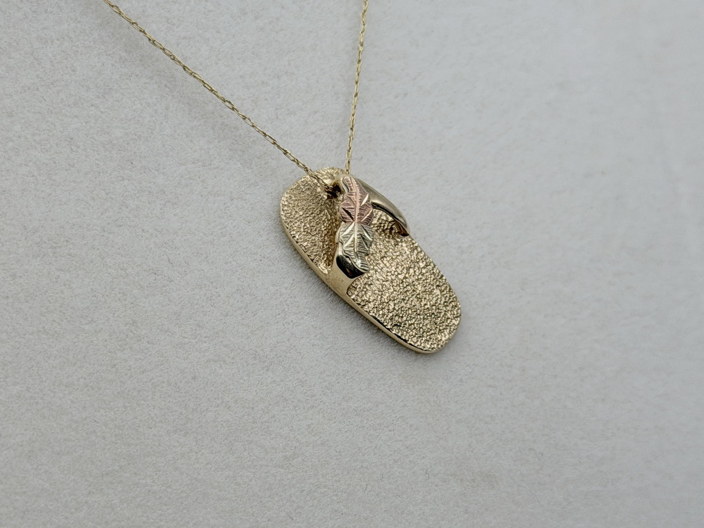 Black Hills Gold 10k Flip Flop Necklace Pendant 18" Solid Gold Beach Pendant