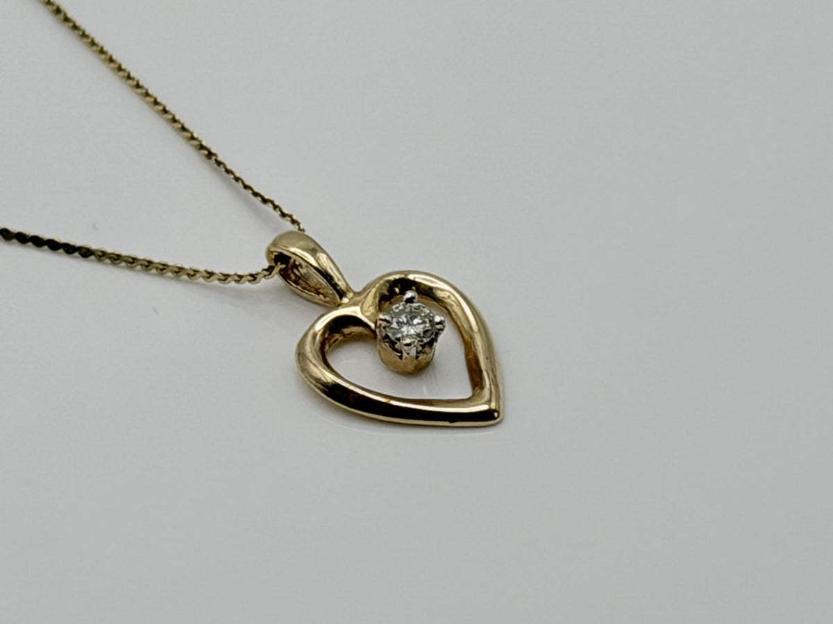 14k Yellow Gold Diamond Heart Necklace Box Chain 16"