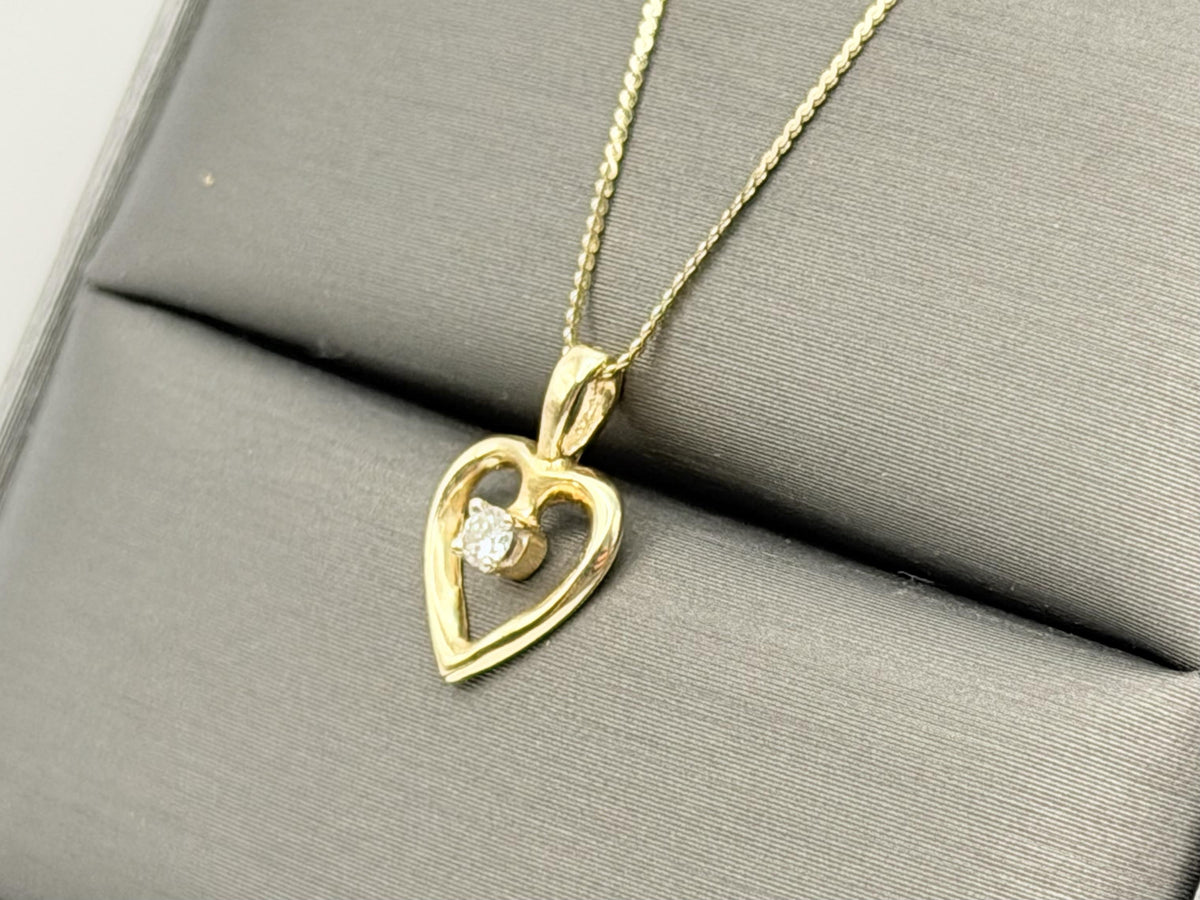 14k Yellow Gold Diamond Heart Necklace Box Chain 16"