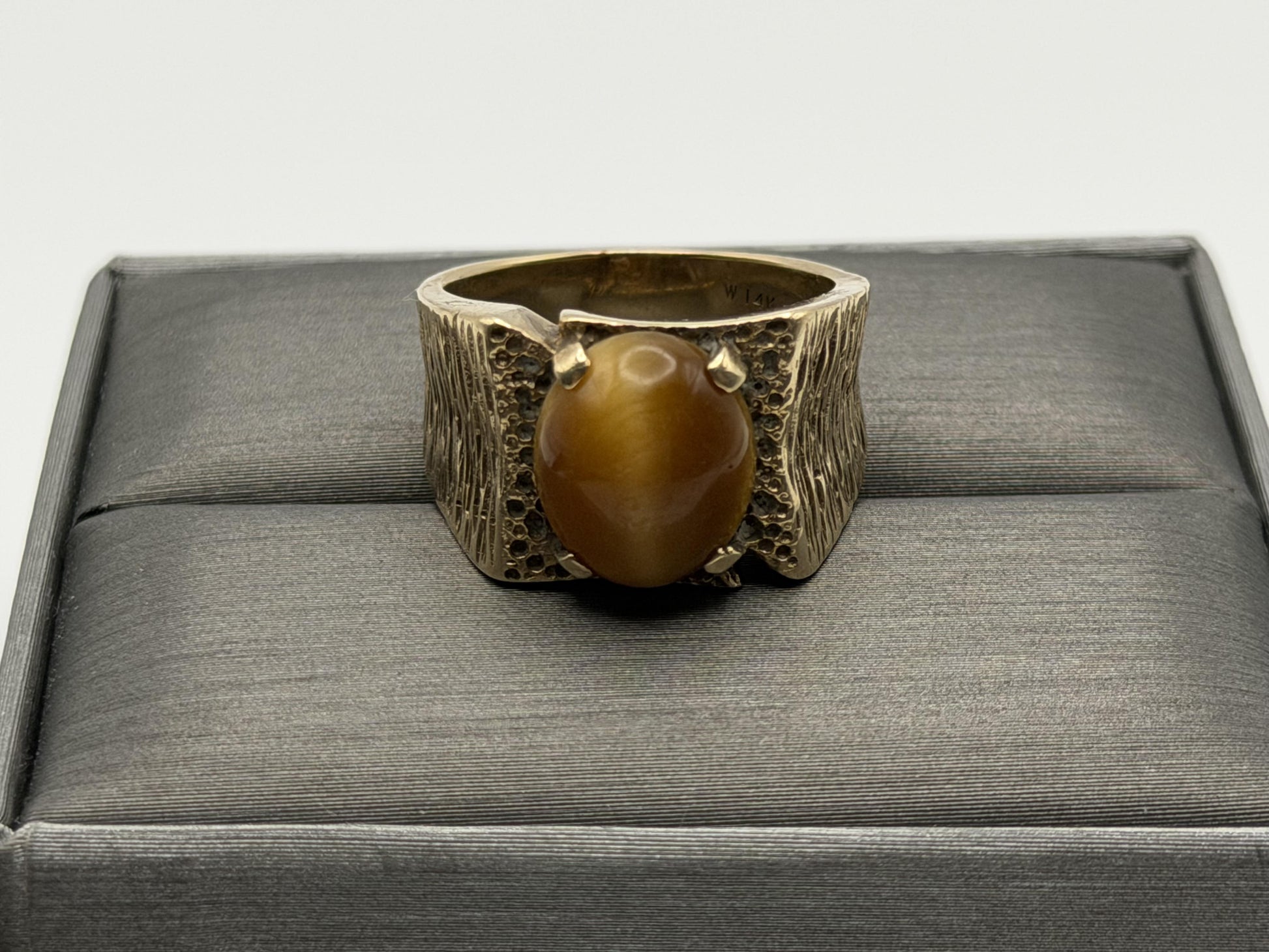 Heavy 14k Solid Gold Tiger Eye Cabochon Statement Ring 10.2gr Mens Wedding