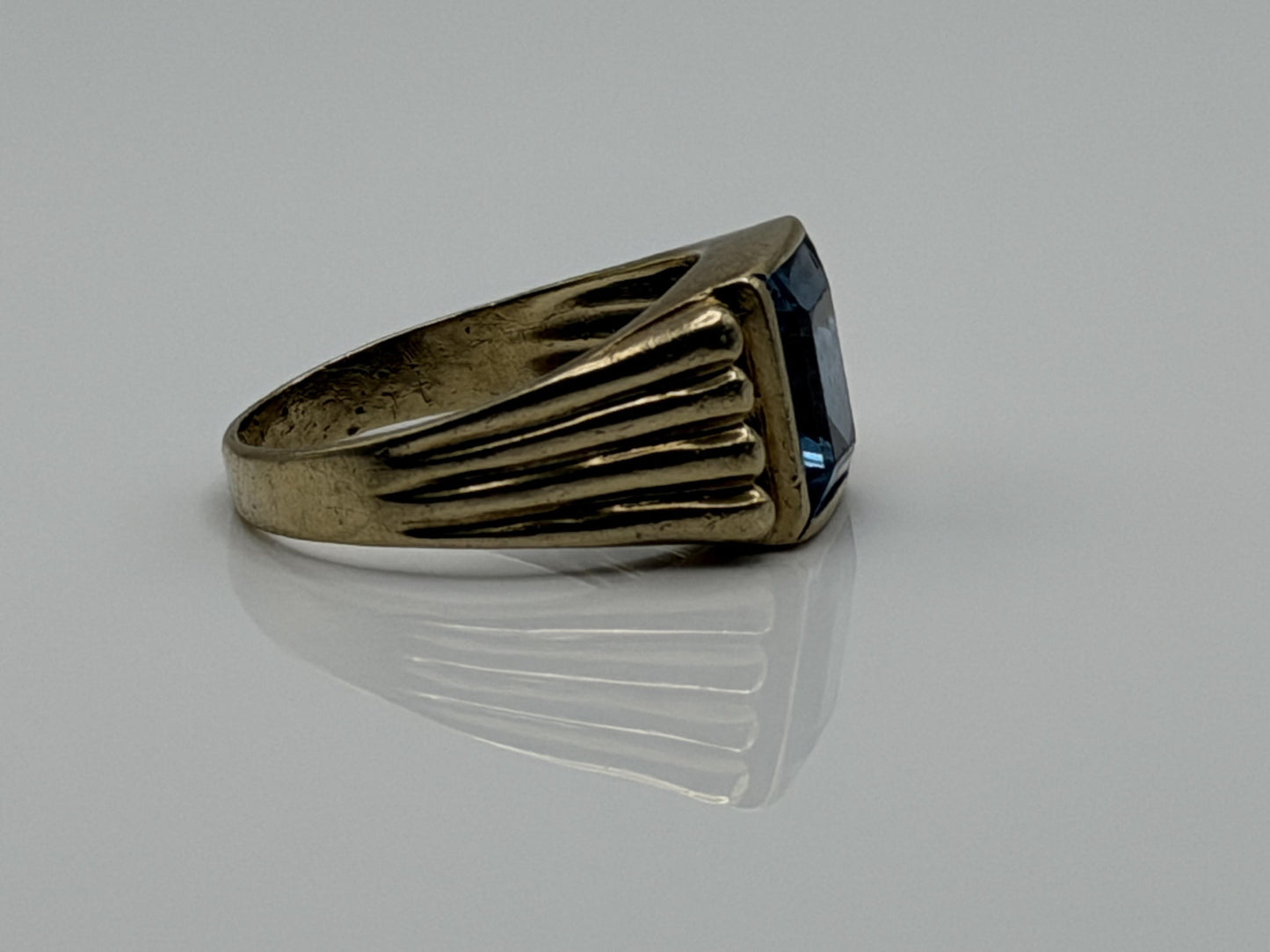 10k Yellow Gold Blue Topaz Ring. Vintage Statement Ring.