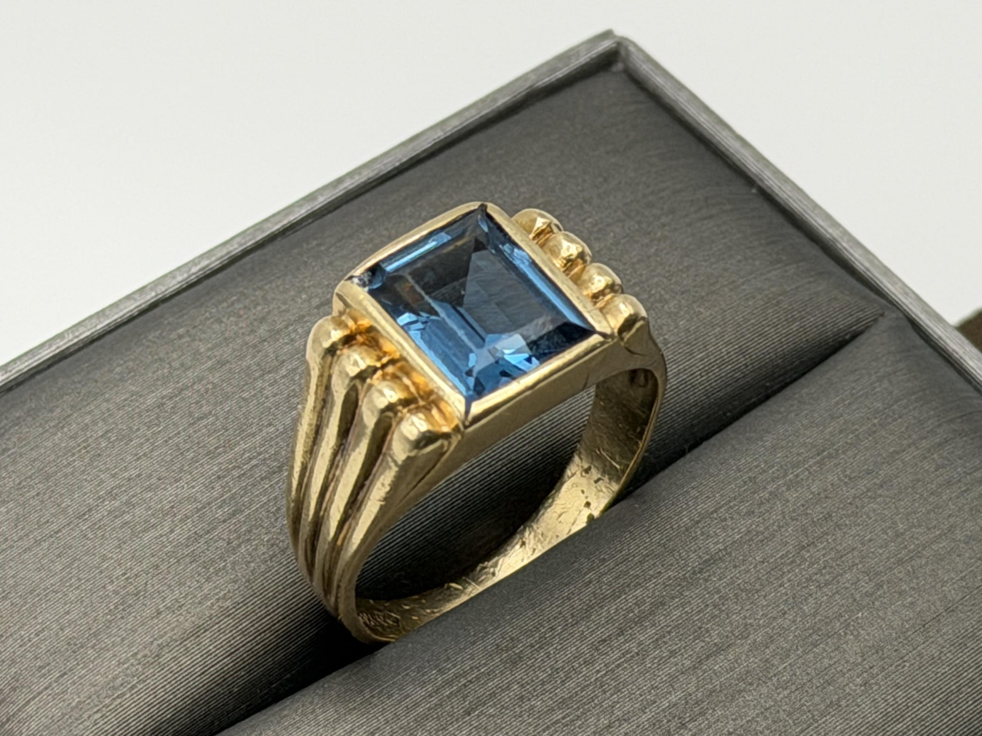 10k Yellow Gold Blue Topaz Ring. Vintage Statement Ring.