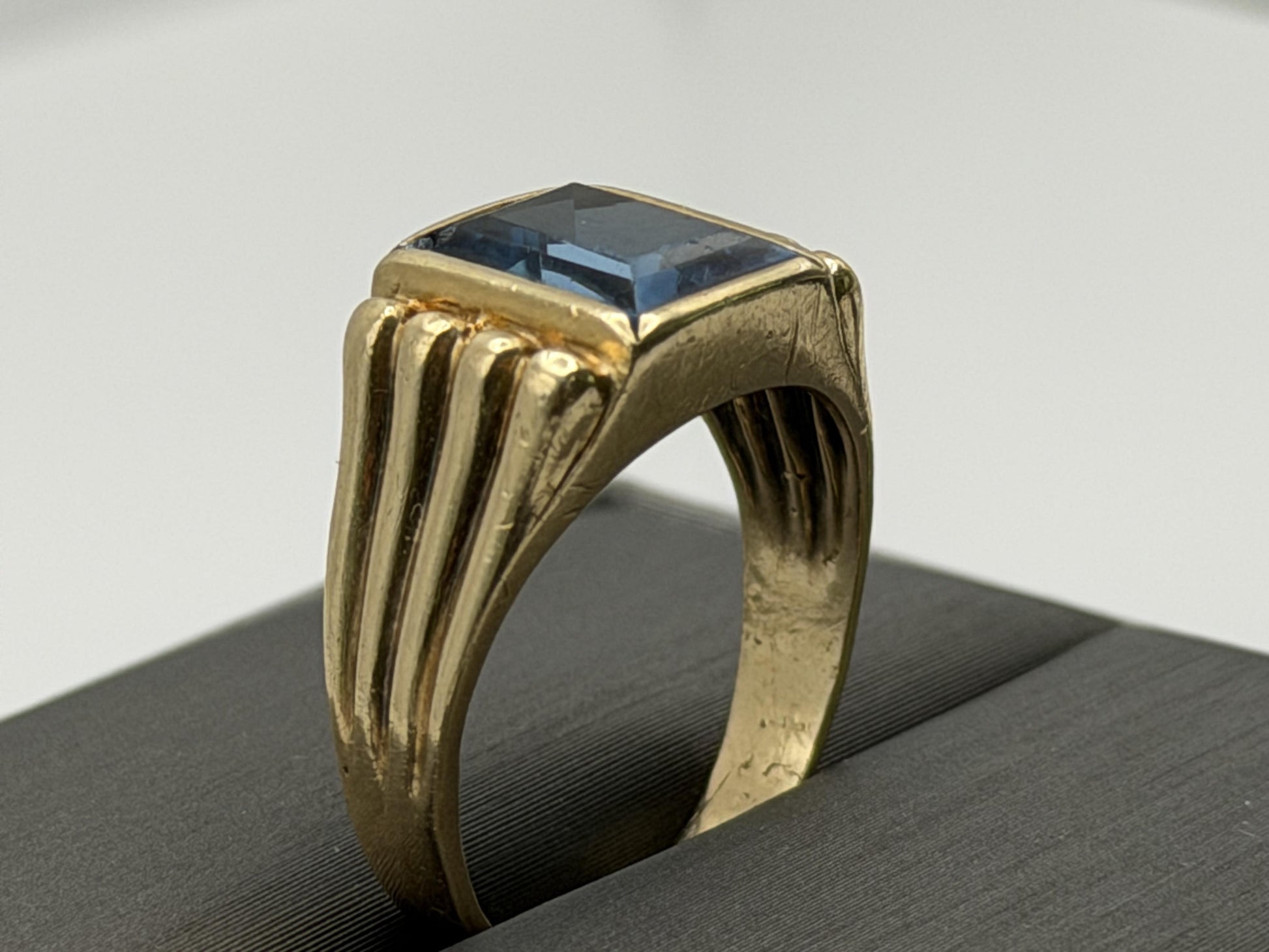 10k Yellow Gold Blue Topaz Ring. Vintage Statement Ring.