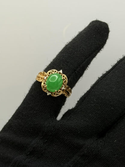 Vintage 14K Gold Jadeite & Diamond Ring Natural Green Jade Cabochon Filigree