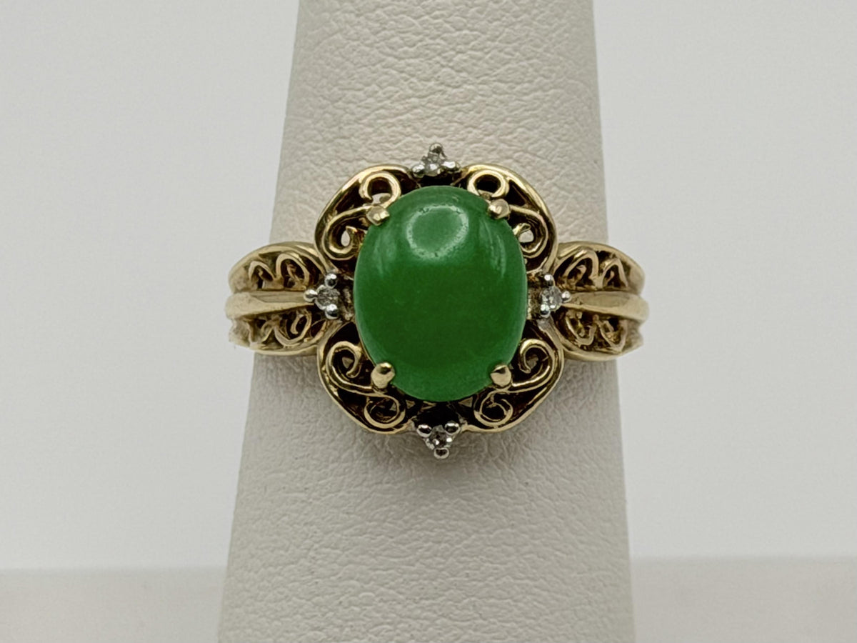 Vintage 14K Gold Jadeite & Diamond Ring Natural Green Jade Cabochon Filigree