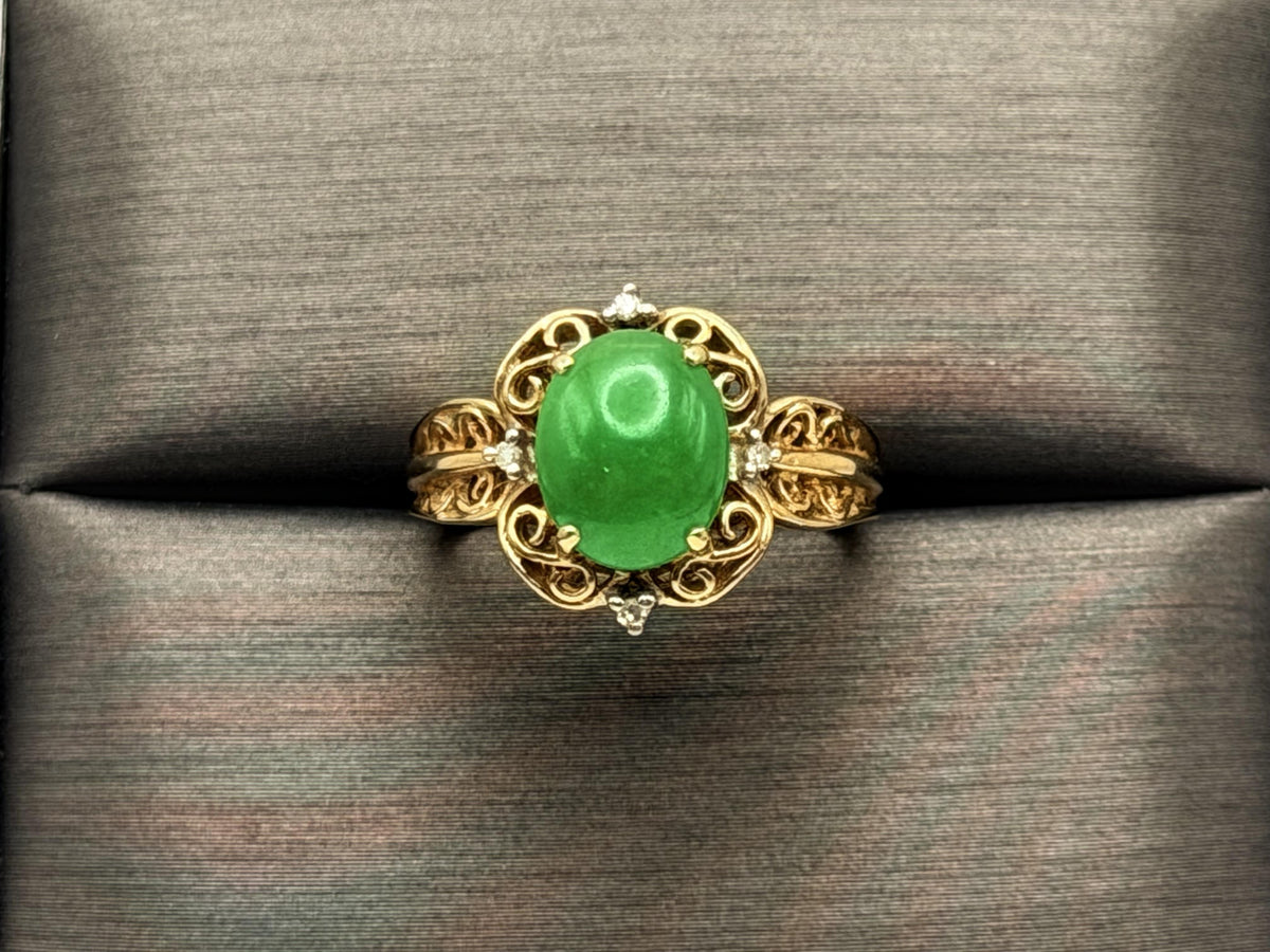 Vintage 14K Gold Jadeite & Diamond Ring Natural Green Jade Cabochon Filigree