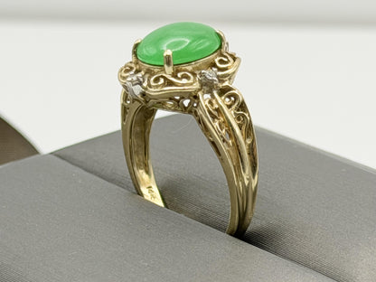 Vintage 14K Gold Jadeite & Diamond Ring Natural Green Jade Cabochon Filigree