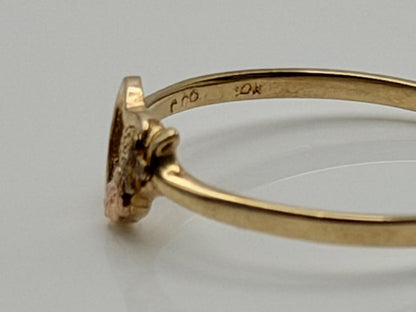 10k Vintage Black Hills Gold Heart Minimalist Ring.