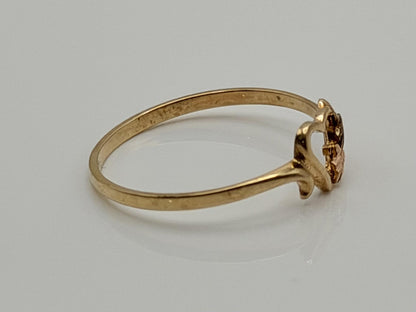 10k Vintage Black Hills Gold Heart Minimalist Ring.