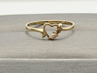 10k Vintage Black Hills Gold Heart Minimalist Ring.