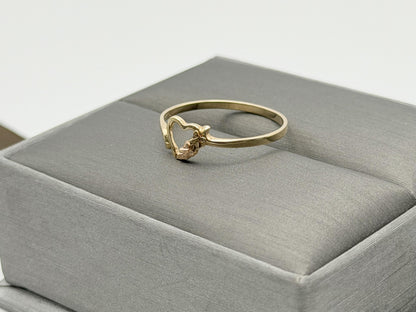 10k Vintage Black Hills Gold Heart Minimalist Ring.