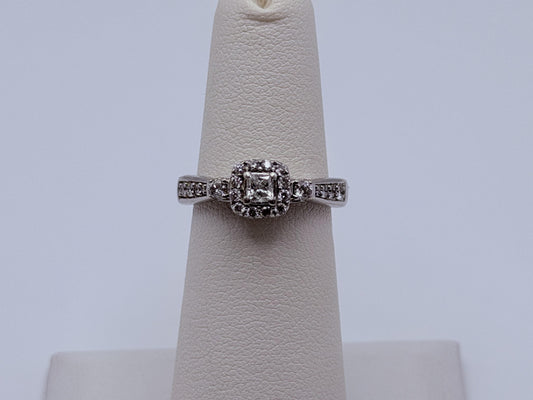 Vintage 14K White Gold Diamond Halo Engagement Ring