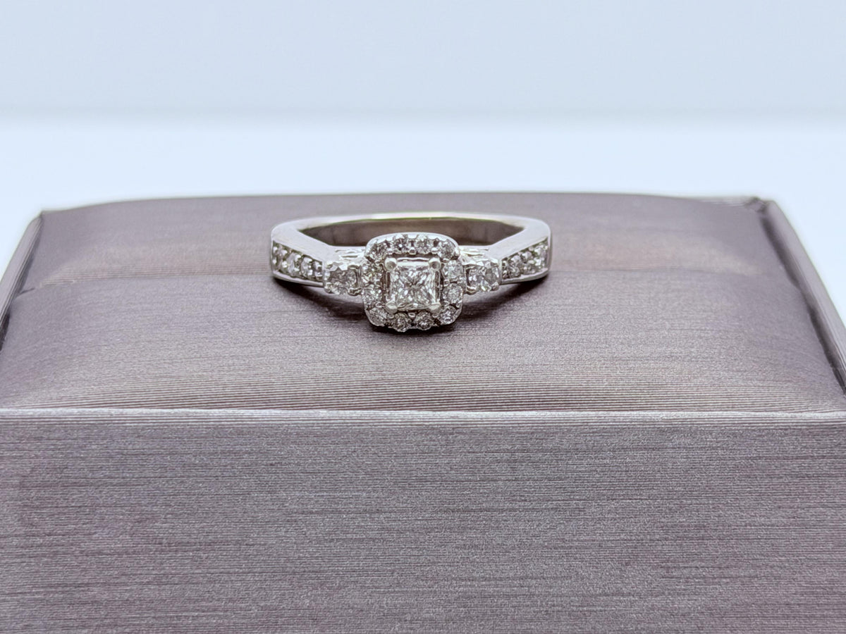 Vintage 14K White Gold Diamond Halo Engagement Ring