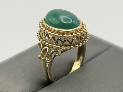 Vintage 10K Yellow Gold Green Onyx Statement Ring Ornate Beaded Design