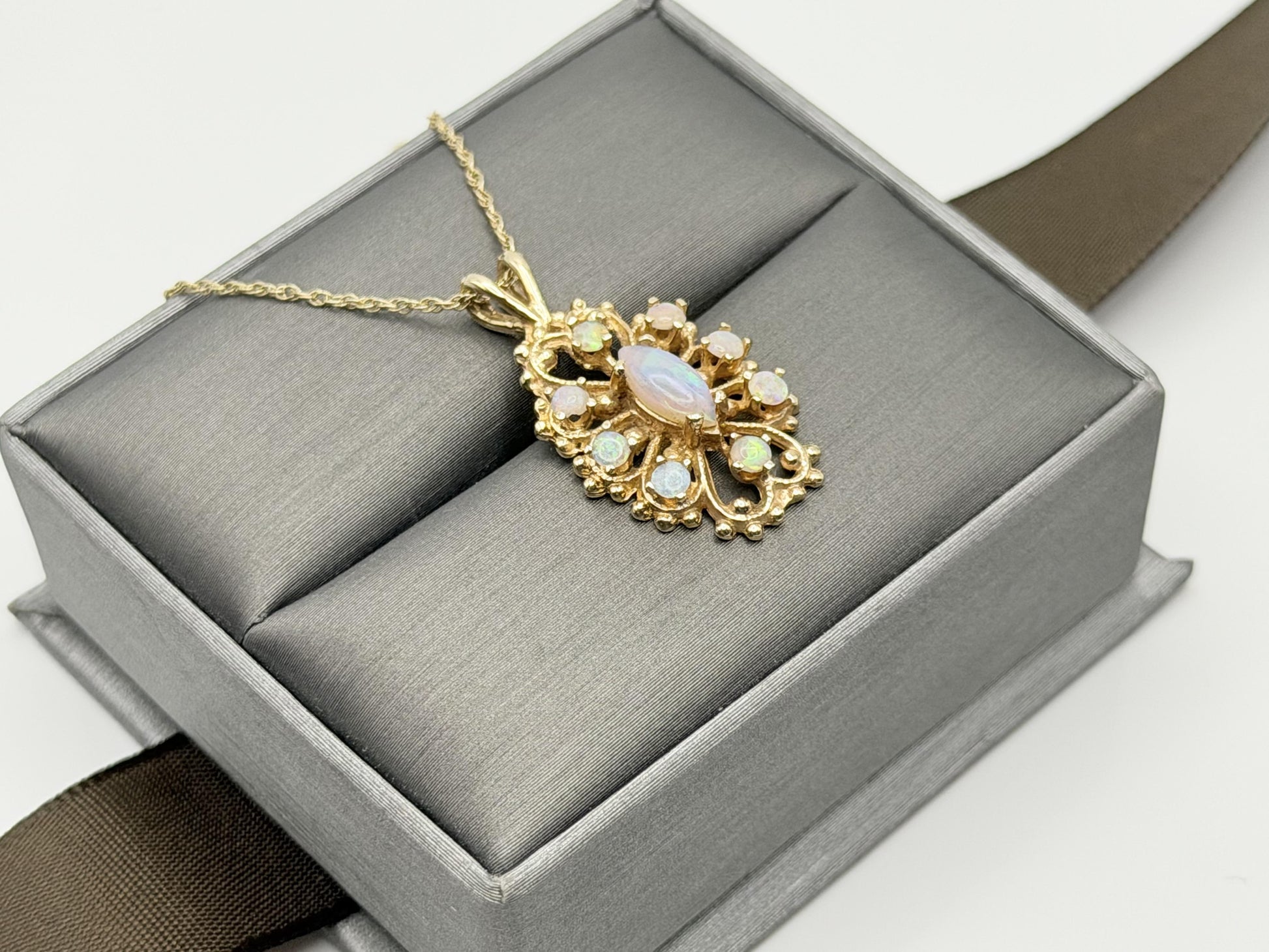 Vintage 14K Gold Opal Necklace Marquise Opal Floral Pendant 15 Inch Chain