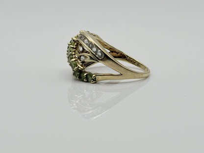 10k Yellow Gold Criss Cross Peridot and Topaz Cluster Ring