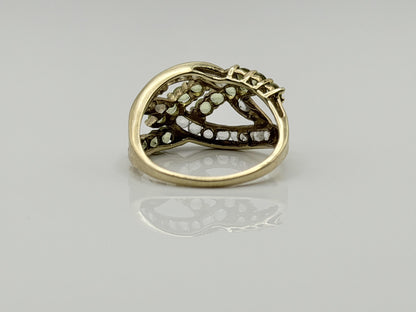 10k Yellow Gold Criss Cross Peridot and Topaz Cluster Ring