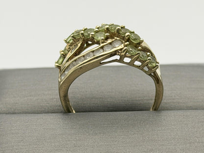 10k Yellow Gold Criss Cross Peridot and Topaz Cluster Ring