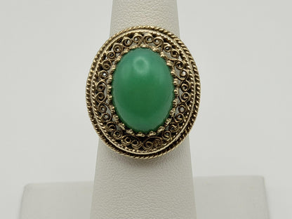 10k Yellow Gold Green Onyx Filigree Cocktail Ring. Ornate Oval Statement Ring.