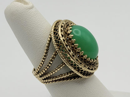 10k Yellow Gold Green Onyx Filigree Cocktail Ring. Ornate Oval Statement Ring.