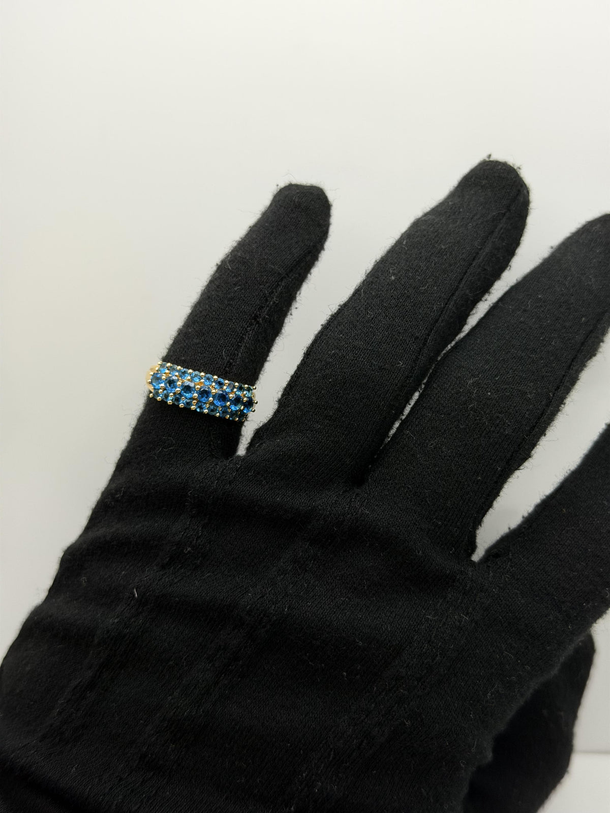 14k Vintage Yellow Gold Blue Glass Cluster Ring Cocktail Band.