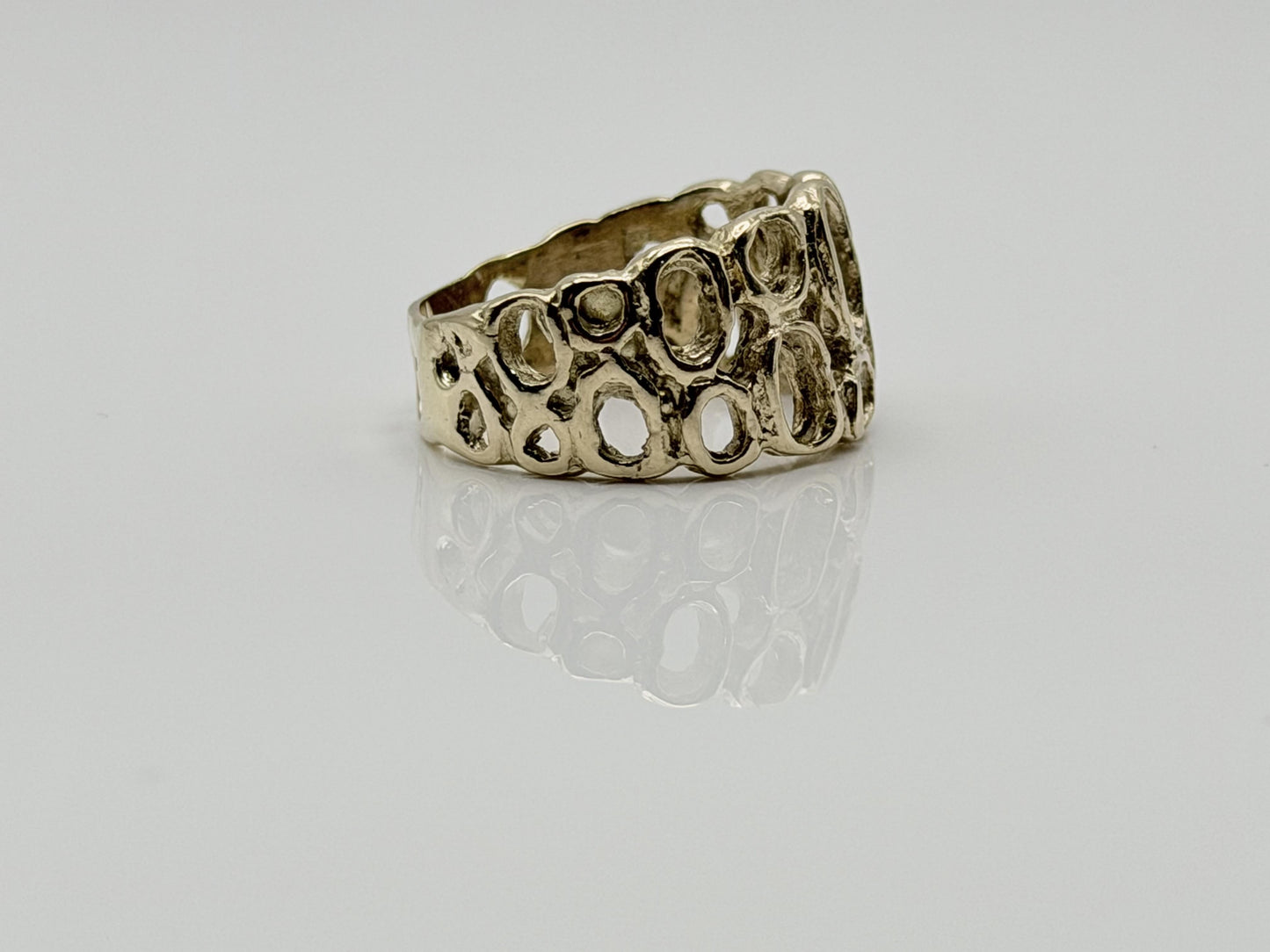 Vintage 18K Yellow Gold Openwork Ring.Wide Organic Circle Band.Statement Ring.