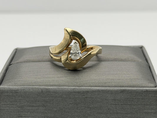 14K Yellow Gold Pear-Shaped Diamond Ring, Vintage Modernist Swirl Statement Ring