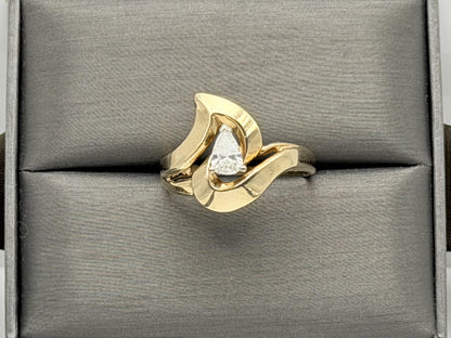 14K Yellow Gold Pear-Shaped Diamond Ring, Vintage Modernist Swirl Statement Ring