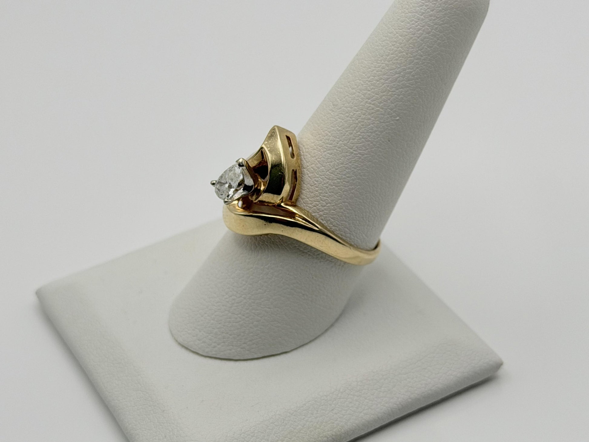 14K Yellow Gold Pear-Shaped Diamond Ring, Vintage Modernist Swirl Statement Ring