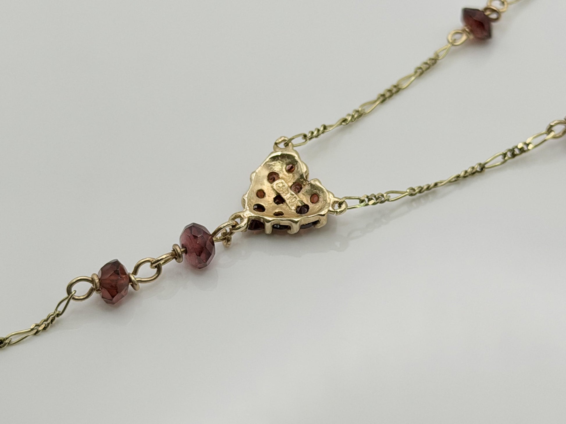 10K Yellow Gold Garnet Lariat Necklace 17 Garnet Gemstones 18 Inch