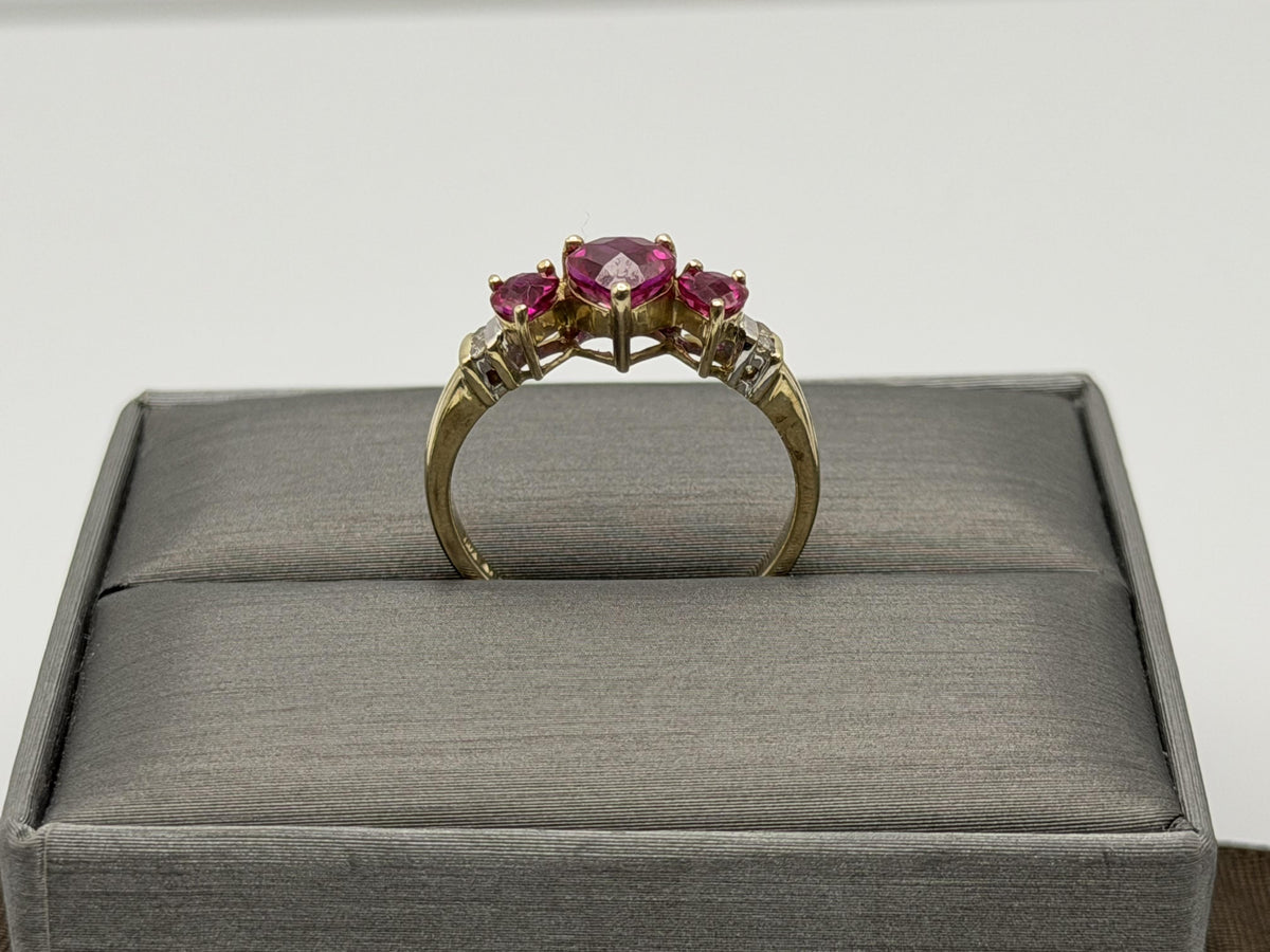 10K Yellow Gold Three Ruby Ring.Vintage Graduated Ruby Statement Ring.