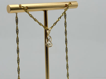 Vintage 14K Yellow Gold Pearl Pendant.Petite Pearl Drop Charm.