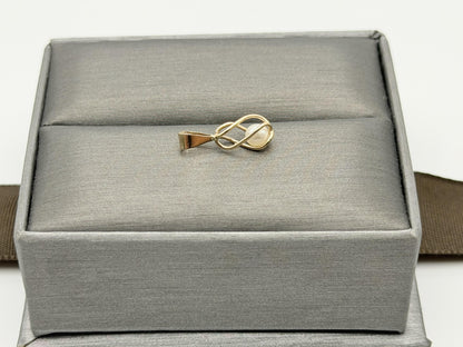Vintage 14K Yellow Gold Pearl Pendant.Petite Pearl Drop Charm.