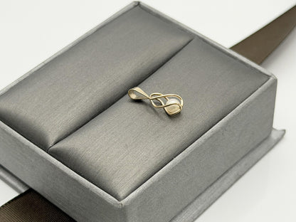 Vintage 14K Yellow Gold Pearl Pendant.Petite Pearl Drop Charm.