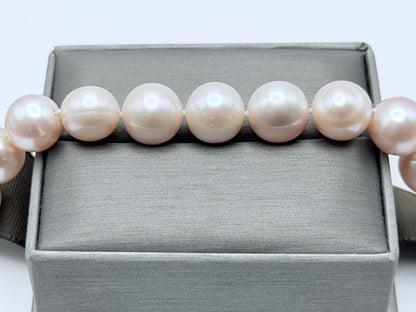 Vintage Cultured Pink Pearl 10-11mm Pearl Necklace with 14k white gold clasp 30"