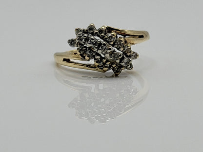 Vintage 14K Yellow Gold 27 Diamond Swirl Cluster Ring. Statement Ring.