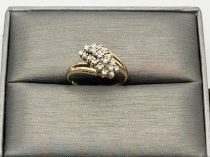 Vintage 14K Yellow Gold 27 Diamond Swirl Cluster Ring. Statement Ring.