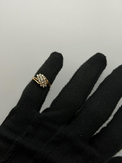 Vintage 14K Yellow Gold 27 Diamond Swirl Cluster Ring. Statement Ring.