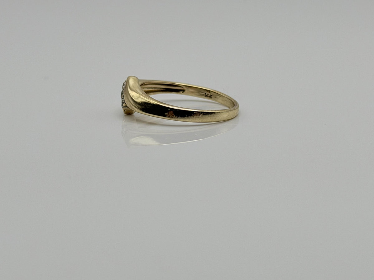 Vintage 10K Yellow Gold Three Diamond Ring.Dainty Crossover Ring.Promise Ring.
