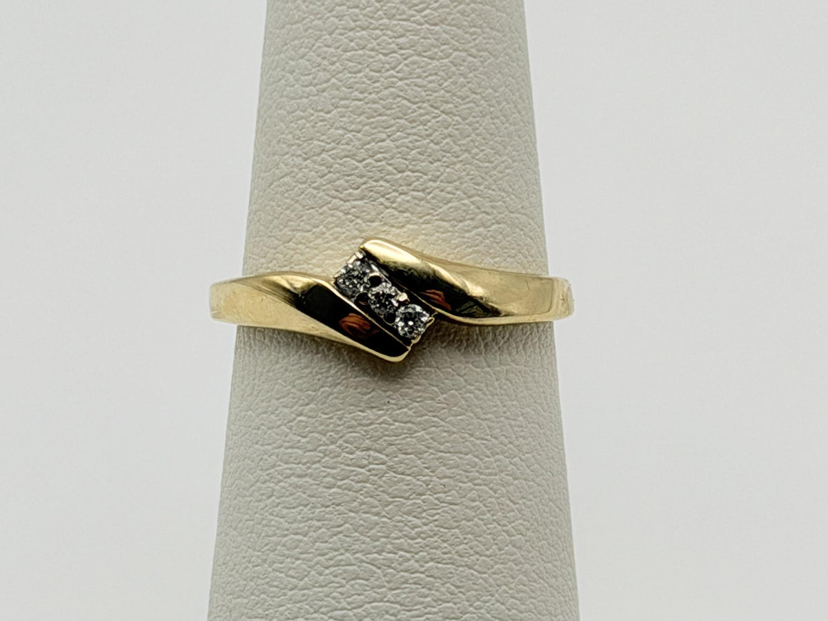 Vintage 10K Yellow Gold Three Diamond Ring.Dainty Crossover Ring.Promise Ring.