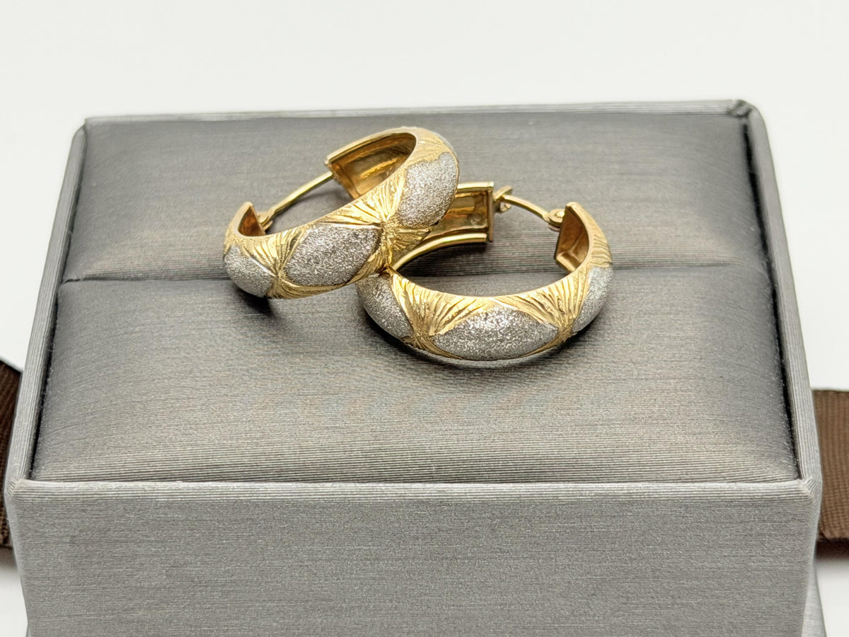 Vintage 10K Two-Tone Gold Hoop Earrings Textured Yellow & White Gold 20.2mm