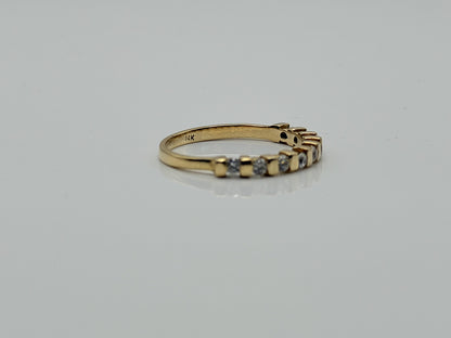 Vintage 14K Yellow Gold Cubic Zirconia Band Ring. Promise Ring.