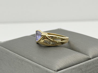 Vintage Tanzanite & Diamond  14k Yellow Gold Ring Promise Ring