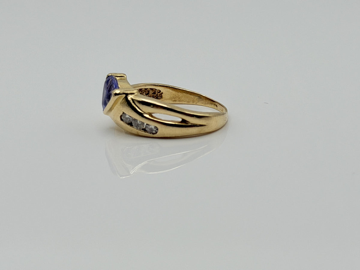 Vintage Tanzanite & Diamond  14k Yellow Gold Ring Promise Ring