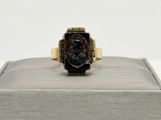 Vintage 10K Yellow Gold Garnet Intaglio Cameo Ring Carved Profile Ring