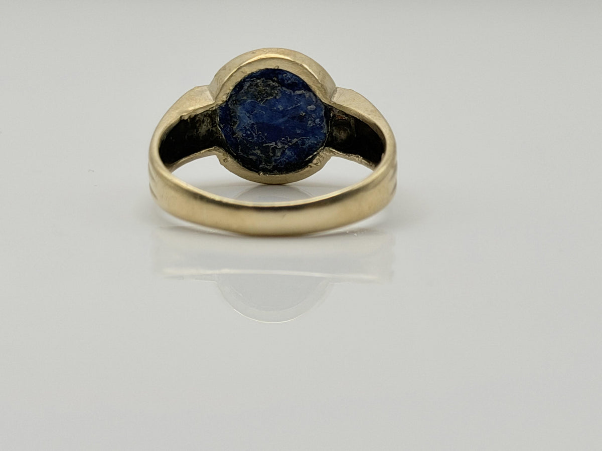 Vintage 10K Gold Lapis Lazuli Ring. Deep Blue Round Stone Statement Ring.